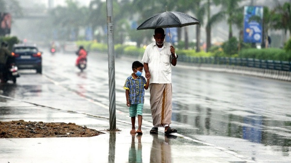 Tamilnadu will get mild rain for next two days says Chennai meteorological dept