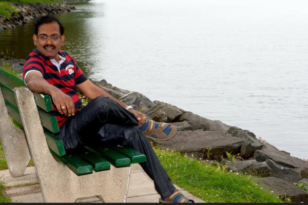 What causes gold prices to rise