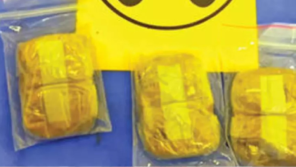85 lakh worth Gold seized at chennai airport toilet