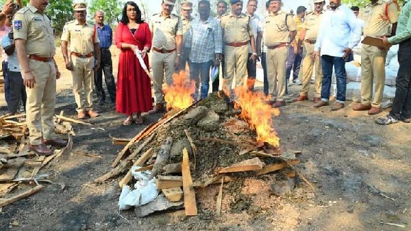 Do you know this SP Chandana Deepthi and sets 2 tonnes of Ganja on fire by Telangana Nalgonda Woman Police