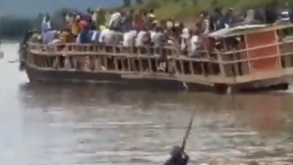50 dead after boat capsizes in Central Africa river