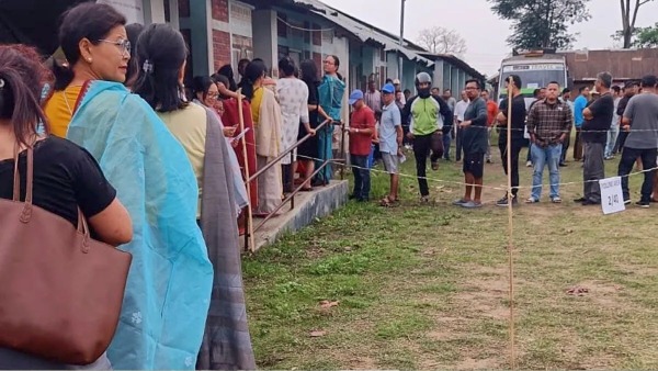 Re-polling tomorrow in 11 polling booths of Manipur affected by firing incident Re-polling tomorrow in 11 polling booths of Manipur affected by firing incident