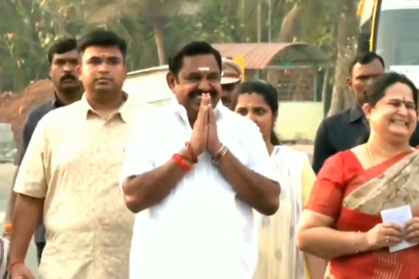 A similarity among the female celebrities who voted in the lok sabha elction 2024 in tamilnadu