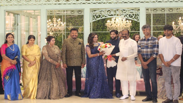Vairamuthu has given a greeting to director Shankar s daughter Aishwarya Shankar Vairamuthu has given a greeting to director Shankar s daughter Aishwarya Shankar