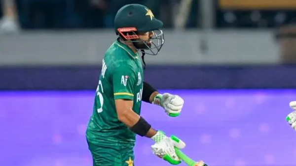 மாற்றினார் 