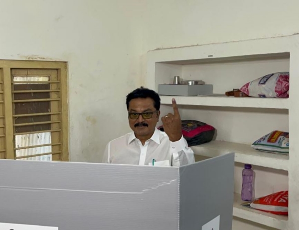 Radhika sarathkumar s video is being trolled on social media