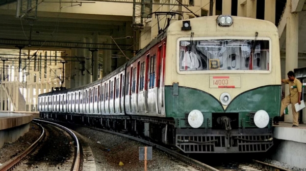 Six new trains to be operated and the existing timings of some EMU trains had been changed in Chennai Six new trains to be operated and the existing timings of some EMU trains had been changed in Chennai