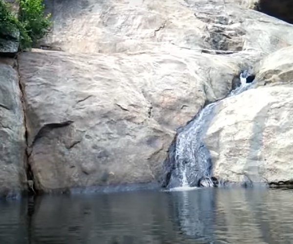 Kallar is a natural swimming pool at the foothills of Kodaikanal