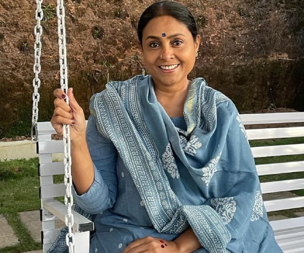 Police files case against Actress Saranya Ponvannan