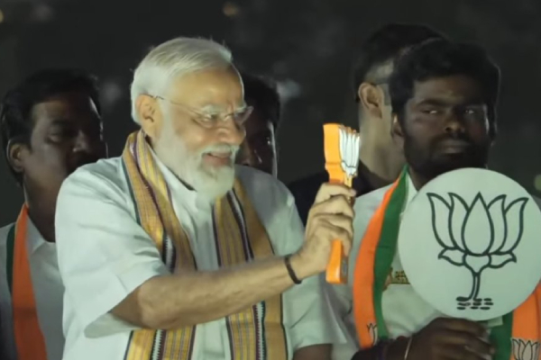 PM Modi road show for 2 km in Chennai BJP Cadres throngs