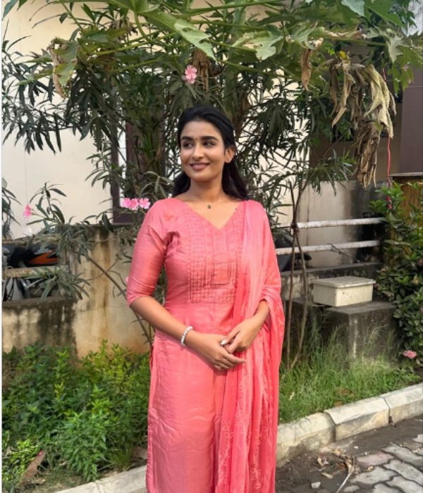 kizhakku vasal serial Actress Reshma explanation about spreading rumar