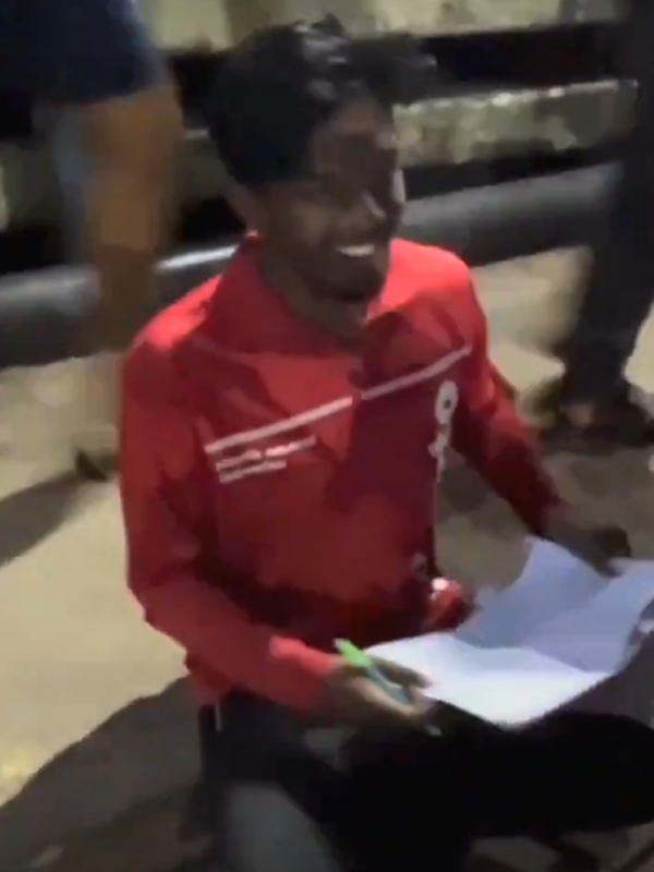 This video proves that education is the best asset People praise Zomato employee This video proves that education is the best asset People praise Zomato employee