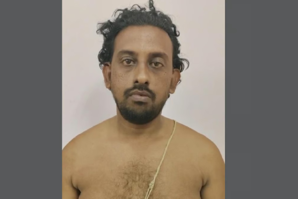 Coimbatore Vadavalli Temple Priest and why did police take action against Kovai Marudhamalai Vadavalli Archagar