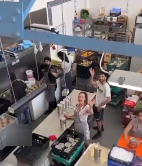 London s Tiffin Service Inspired By Mumbai Dabbawala System Anand Mahindra reacts