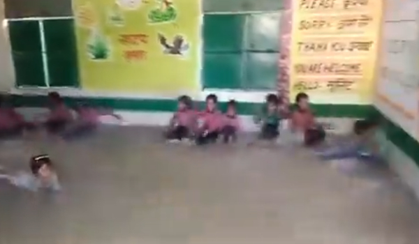 A classroom turned into a swimming pool due to the heat in Uttar Pradesh