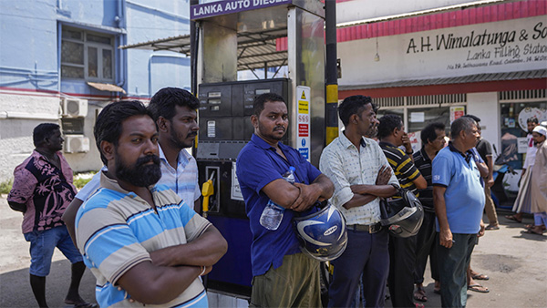  10 மணிநேரம் மின்தட்டுப்பாடு