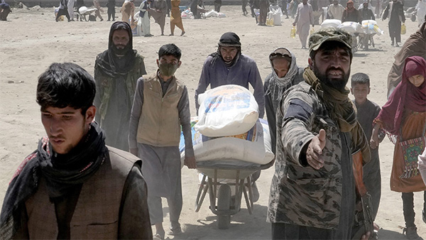 பாதிக்கும் மேற்பட்ட மக்கள் பட்டினி 