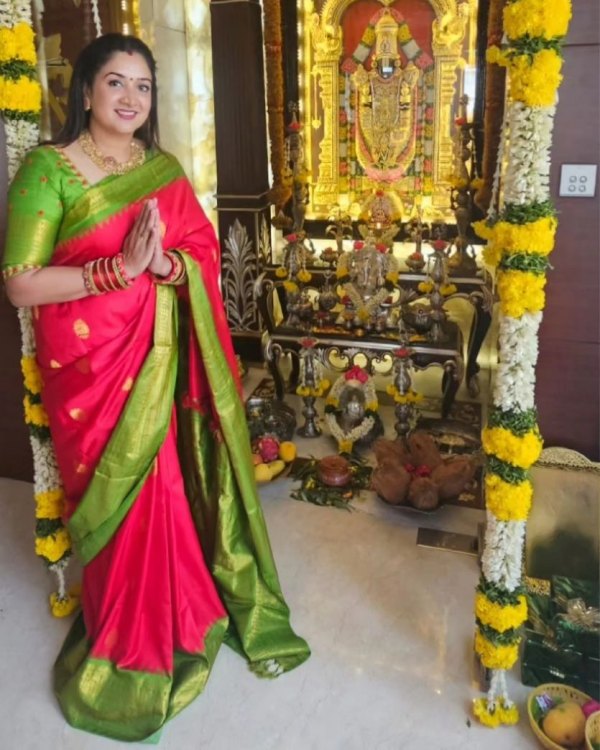 Actor Vijayakumar s daughter Anitha has been celebrating Ugadi festival