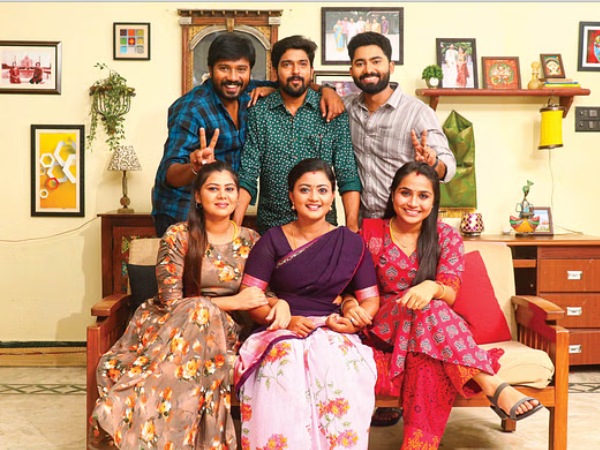 Siragadikka aasai serial Manoj s act in a new movie with actress Divya Duraisamy