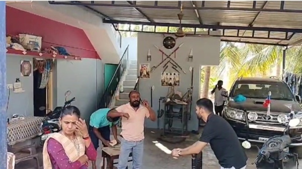 Flying Squads raid at Viduthalai chiruthaigal katchi activist house in salem