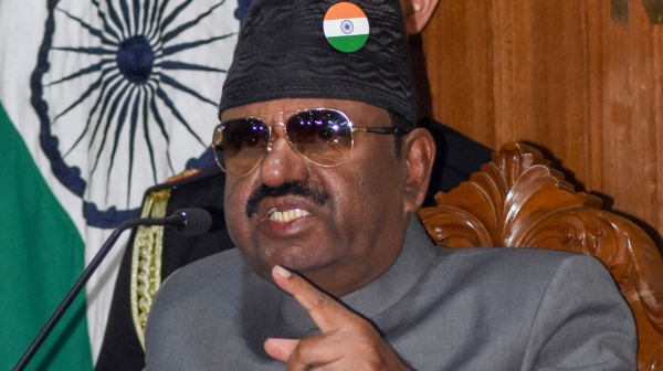 Raj Bhavan staff accuses West Bengal Governor of molestation