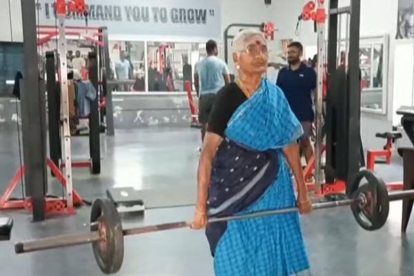 82-year-old lady Kittamma does powerlifting