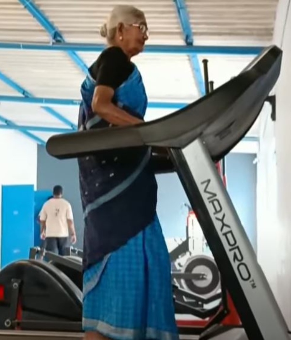 82-year-old lady Kittamma does powerlifting