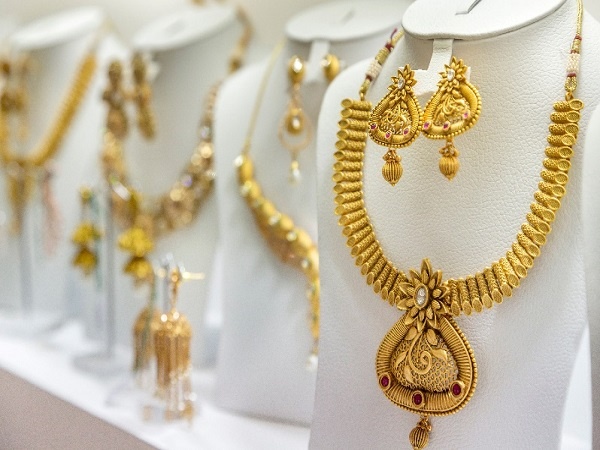 In Chennai Gold prices rose for the 3rd time on Akshaya Trithiya and people shocked