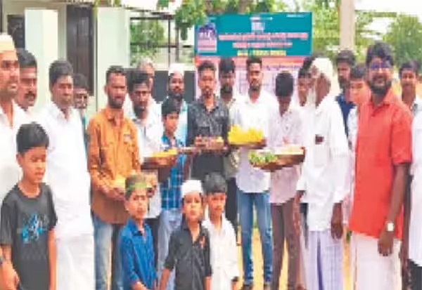 Tiruppur Pillaiyar Temple and Tirupur muslim devotees to the temple attending the Kumbabhishekam with a procession