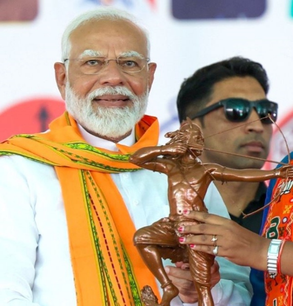 TN Lok Sabha Election 2024 Modi complains about Adani and Ambani