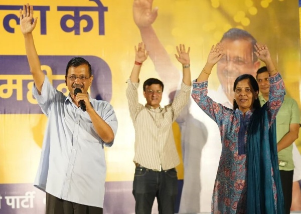 TN Lok Sabha Election 2024 Mamata and Pinarayi govts will be toppled next said Arvind Kejriwal