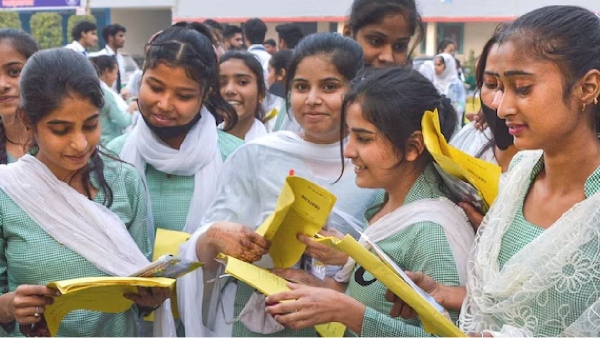 Which district scored top in Tamil nadu Plus 1 exam results 2024