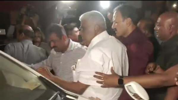 when-the-sit-went-to-the-house-to-arrest-revanna-he-came-out-of-the-house-at-6-50-pm-on-the-astrolog