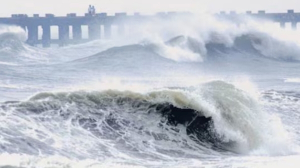 No one should go to the coastal areas in Kanyakumari district collector alert message