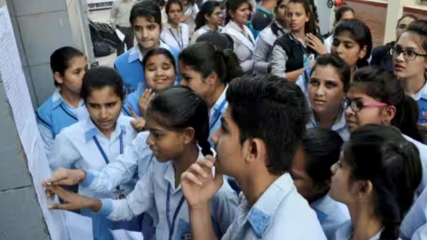 8 Students Have Secured 100 Marks in Tamil 10th Class Public Examination