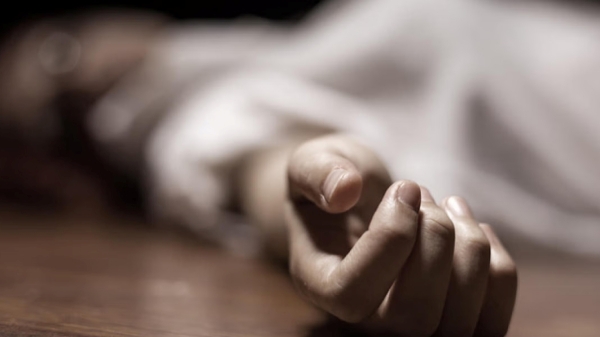 The mother of the child who was rescued after falling from balcony committed suicide