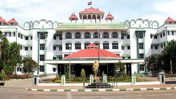 Sathankulam custodial death case High Court Madurai Bench order to complete investigation in three months