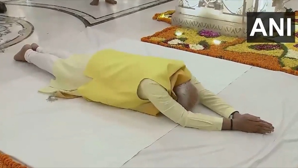 PM Modi worships at Ayodhya Ram temple as 3rd phase of Lok Sabha election is to be held tomorrow