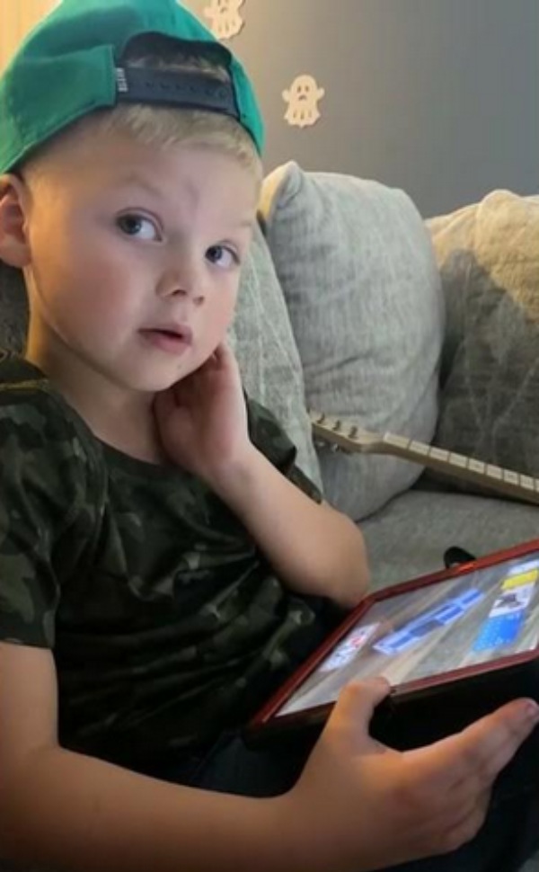 A boy gives hilarious reply for not eating lunch