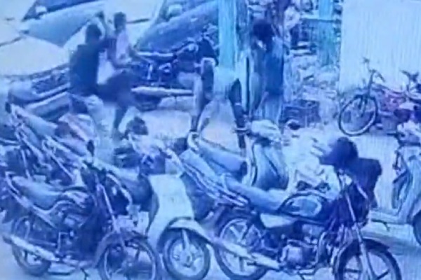 CCTV footage of brutal attack on famous rowdy in Nellai