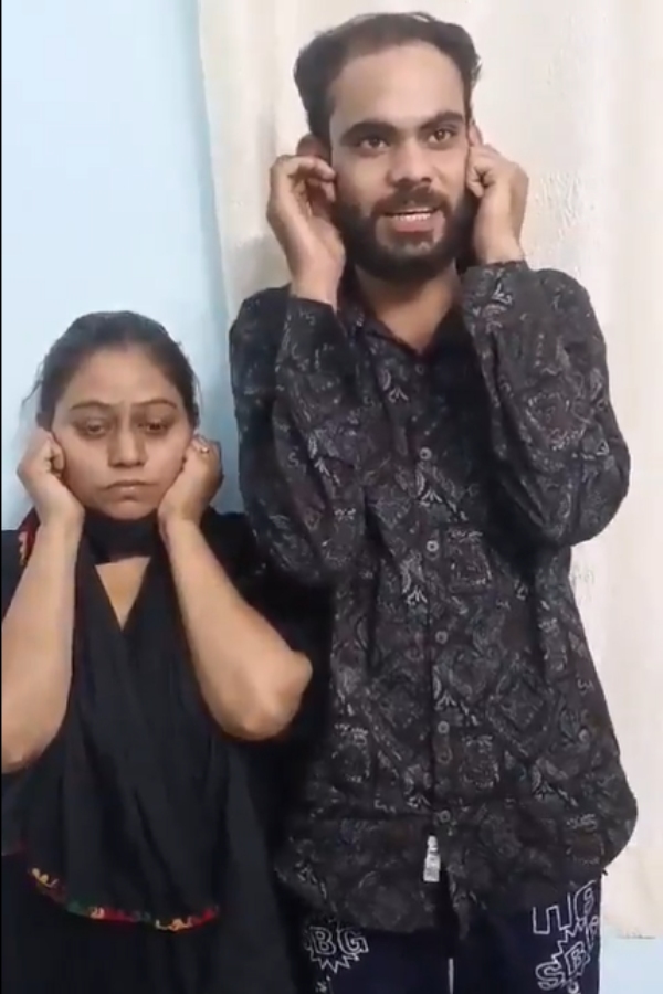 Do you know who is this Rajastan Lovers and Rajastan couple got arrested for Bike kiss on the Road