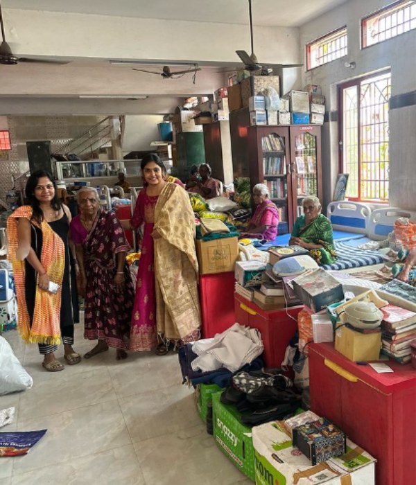 Actress Shruthi Shanmugapriya celebrated her second wedding day Actress Shruthi Shanmugapriya celebrated her second wedding day
