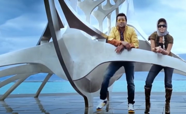 Director KS Ravikumar has revealed about the accident that happened to actor Suriya