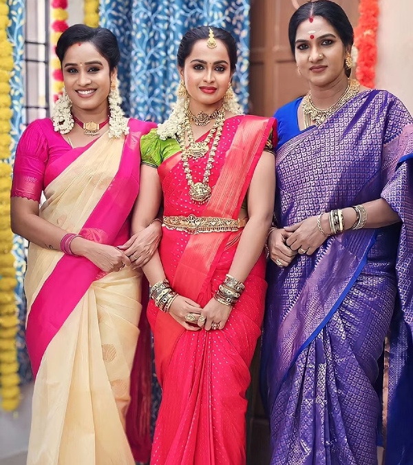 Metti Oli Serial Actress Shanthi s Daughter-in-law Serial Actress Sandhya