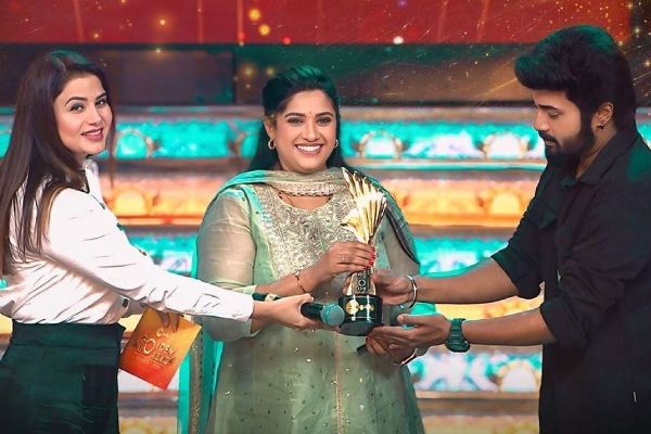 Zee Tamil Golden Awards second part promo who is winner