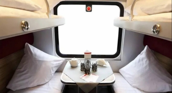 Why are only white blankets given in trains for passengers reasons are this