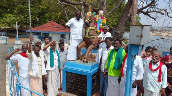 Trichy Mukkombu dam builder sir Arthur Cotton birthday was celebrated by farmers Trichy Mukkombu dam builder sir Arthur Cotton birthday was celebrated by farmers
