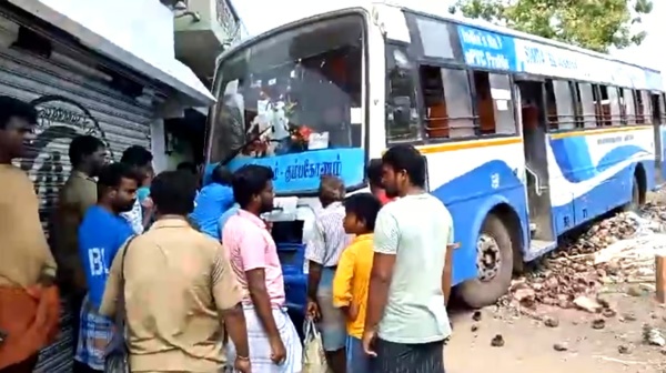 Ramanathapuram Government Bus and Did Rameswaram bus run without a driver in Ramnad