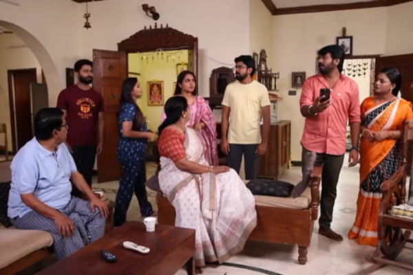 Television Kollywood Siragadikka aasai serial