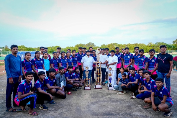 KN Nehru C Vijayabaskar AIADMK DMK Trichy